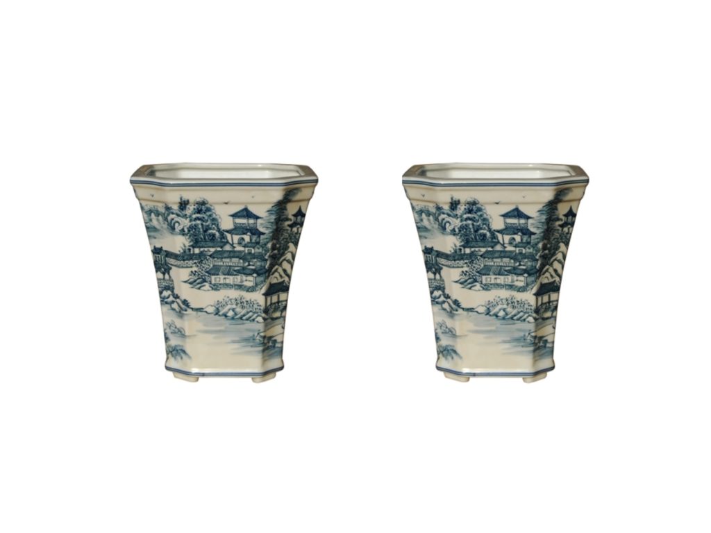 blue white chinoiserie cachepots